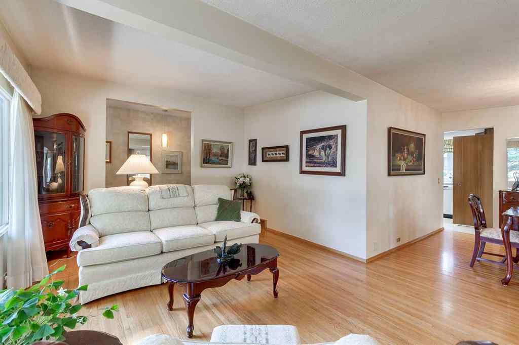 MLS® A2254936 - 2031 Palisprior Road SW in Palliser Calgary, Residential