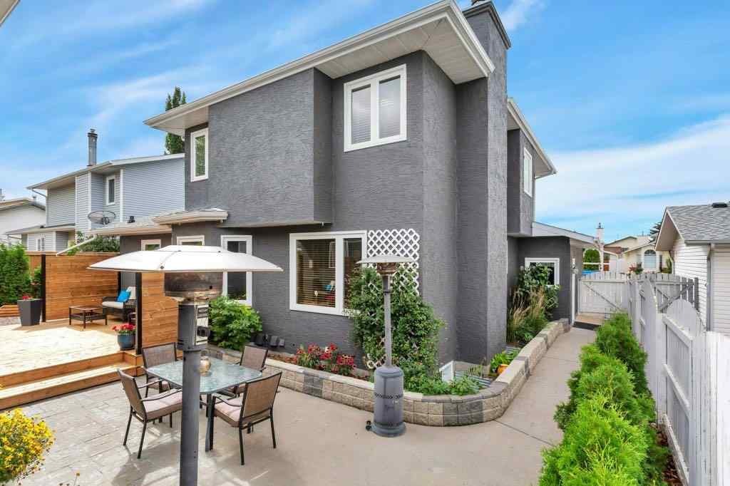 MLS® A2254938 - 167 Douglas Avenue  in Deer Park Estates Red Deer, Residential