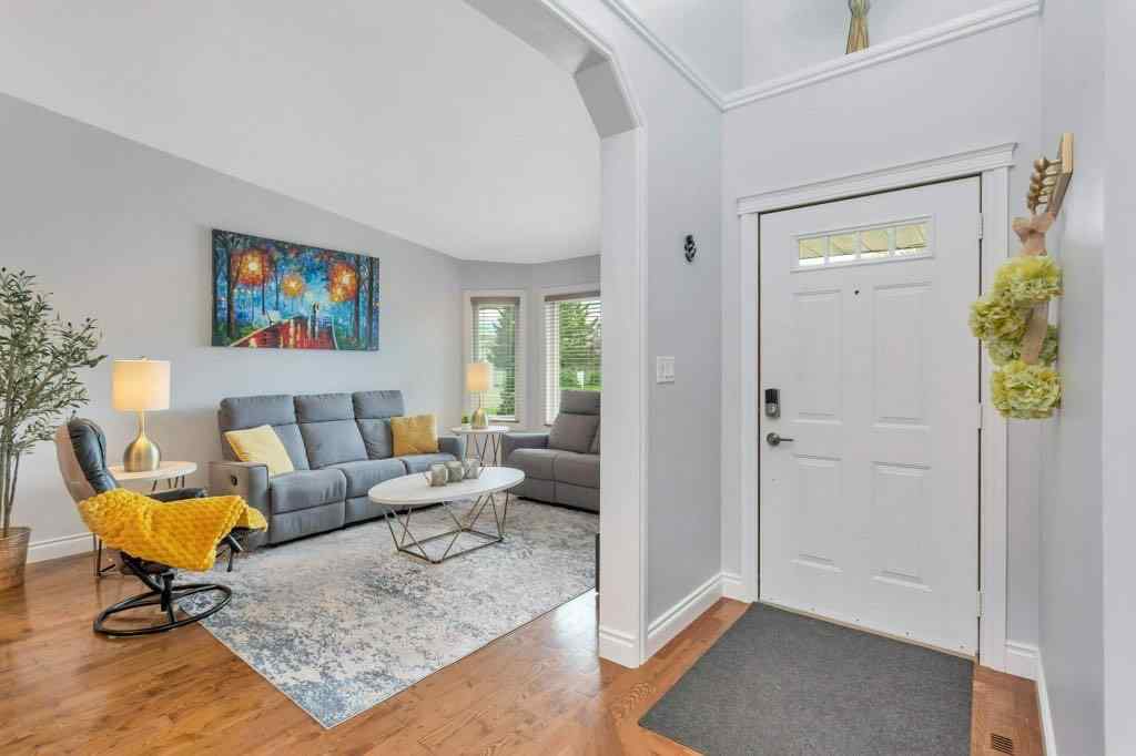 MLS® A2254938 - 167 Douglas Avenue  in Deer Park Estates Red Deer, Residential