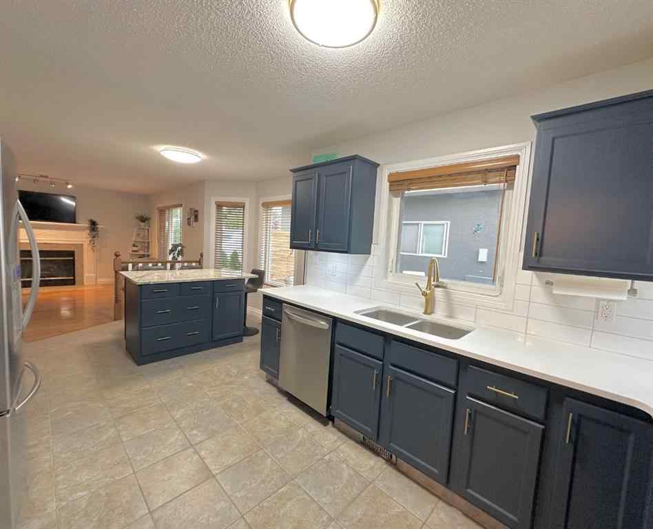 MLS® A2254938 - 167 Douglas Avenue  in Deer Park Estates Red Deer, Residential