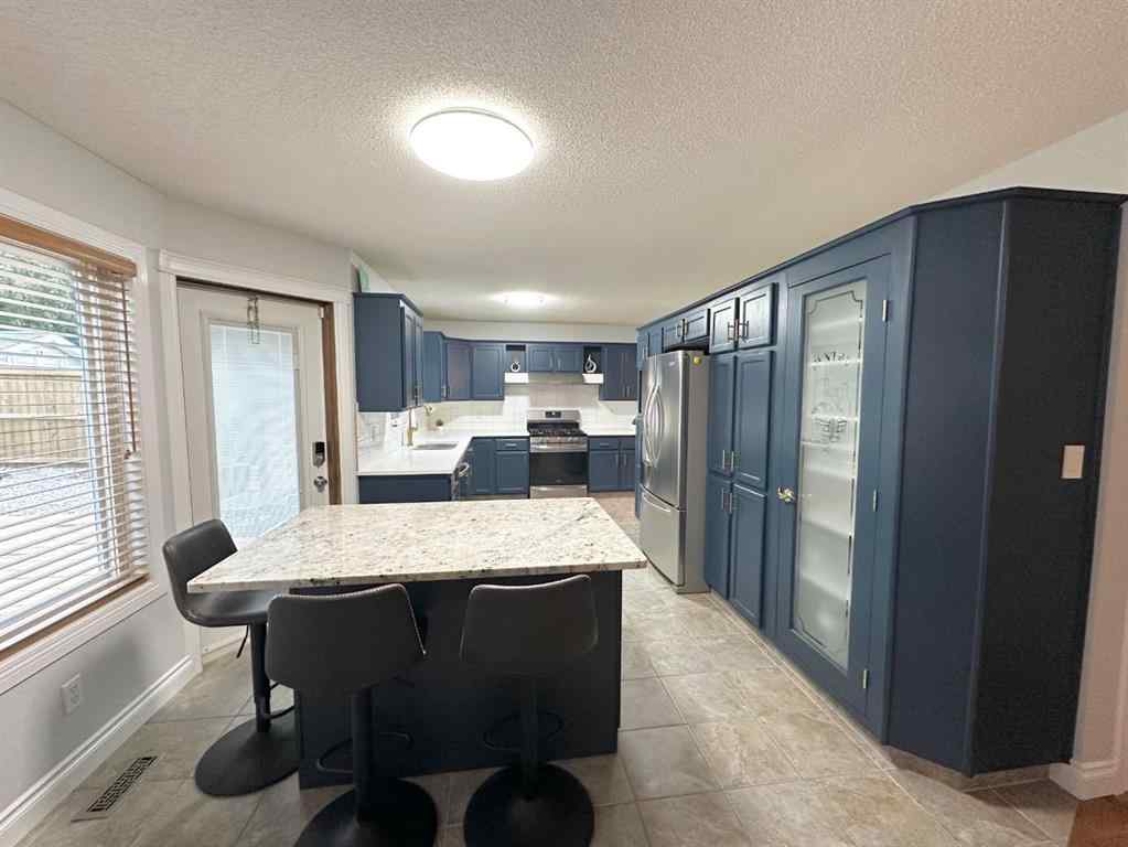 MLS® A2254938 - 167 Douglas Avenue  in Deer Park Estates Red Deer, Residential