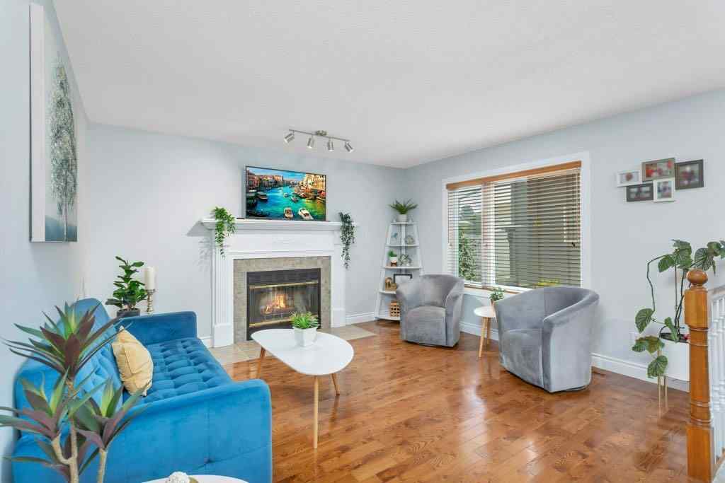 MLS® A2254938 - 167 Douglas Avenue  in Deer Park Estates Red Deer, Residential