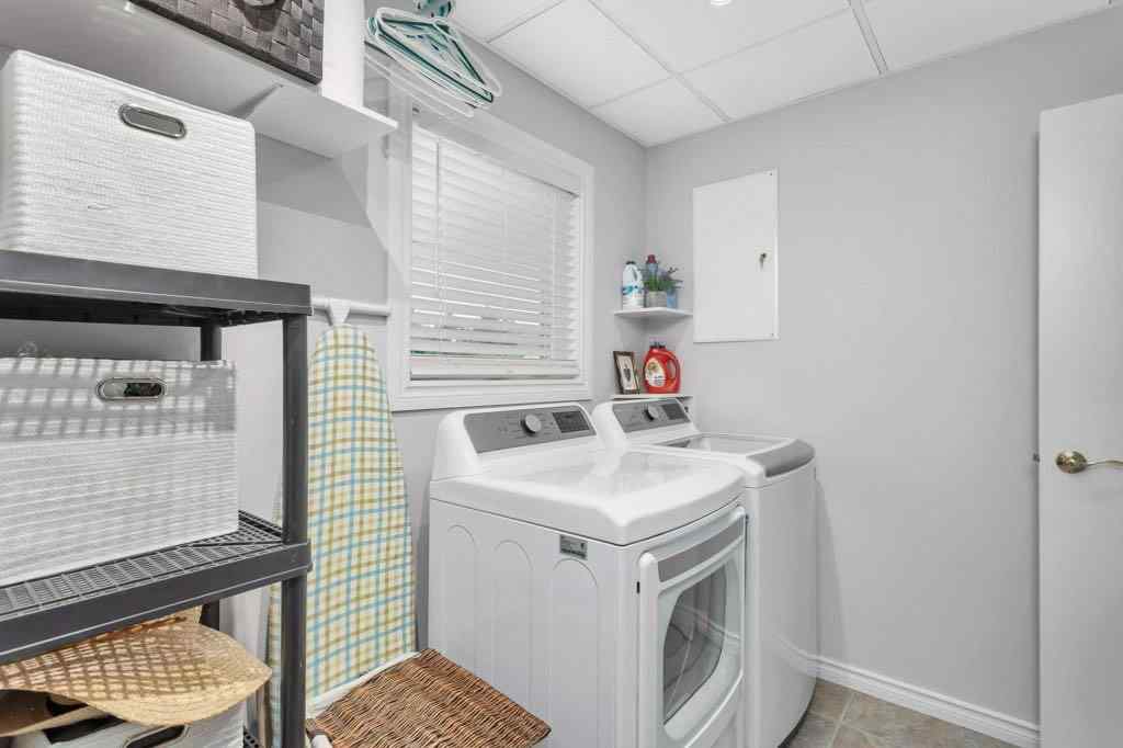 MLS® A2254938 - 167 Douglas Avenue  in Deer Park Estates Red Deer, Residential