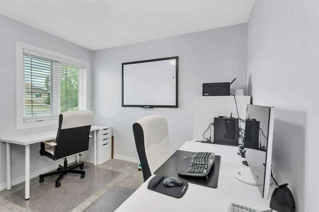 MLS® A2254938 - 167 Douglas Avenue  in Deer Park Estates Red Deer, Residential