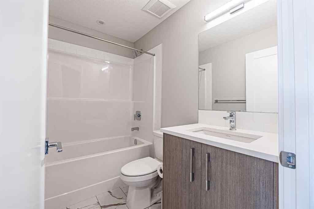 MLS® A2254942 - 153 Dawson Wharf View SE in Dawson\'s Landing Chestermere, Residential