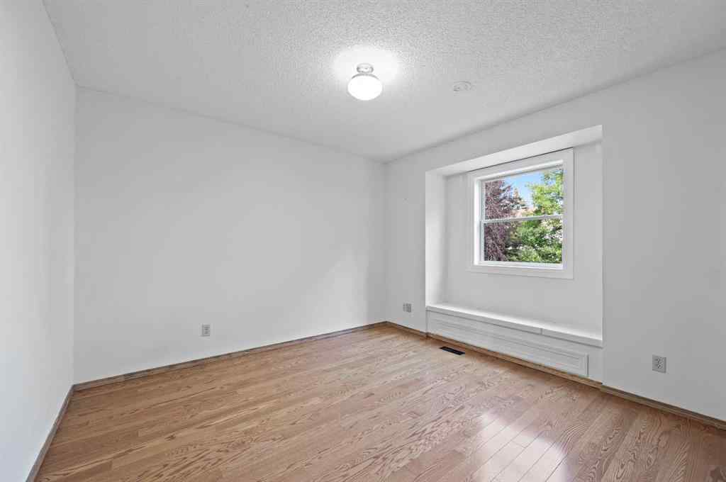MLS® A2254943 - 8 Edgeridge Way NW in Edgemont Calgary, Residential