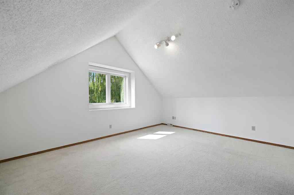 MLS® A2254943 - 8 Edgeridge Way NW in Edgemont Calgary, Residential
