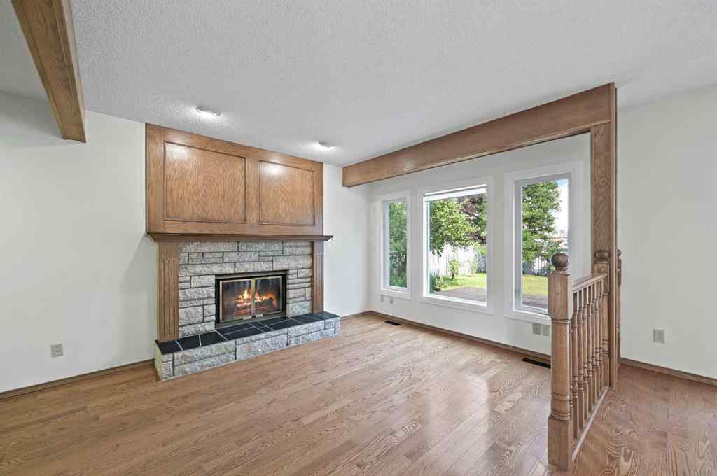 MLS® A2254943 - 8 Edgeridge Way NW in Edgemont Calgary, Residential