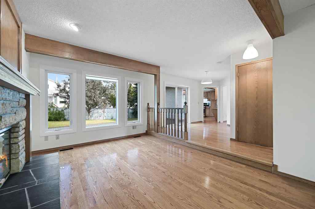 MLS® A2254943 - 8 Edgeridge Way NW in Edgemont Calgary, Residential