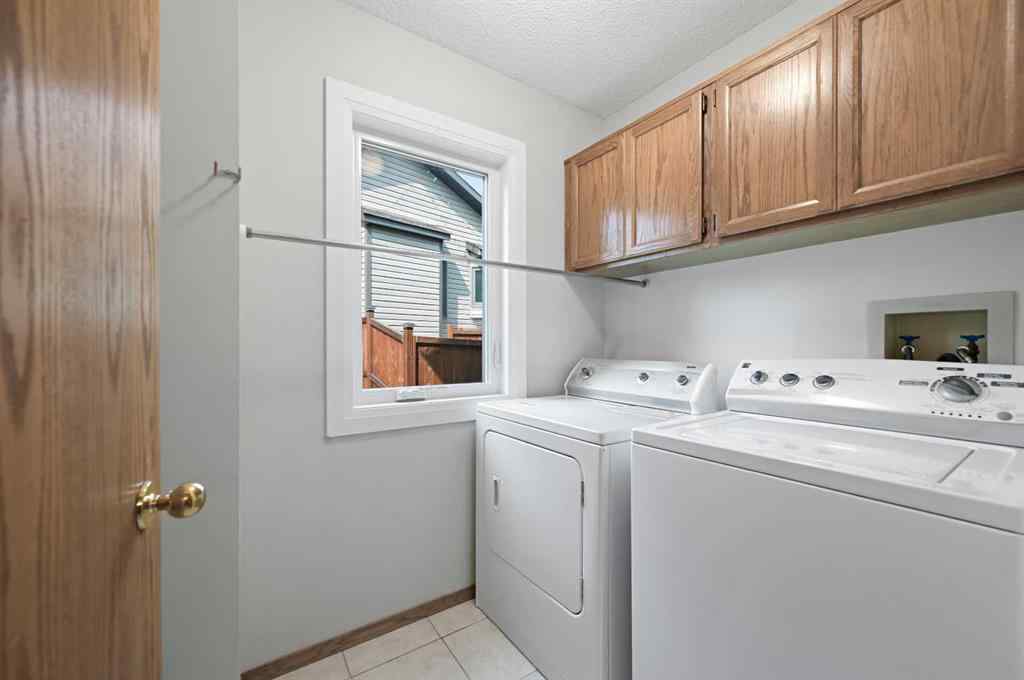 MLS® A2254943 - 8 Edgeridge Way NW in Edgemont Calgary, Residential