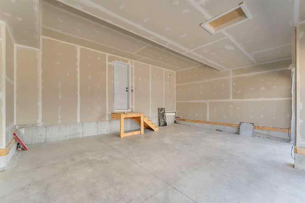 MLS® A2254945 - 348 Waterford Grove  in NONE Chestermere, Residential