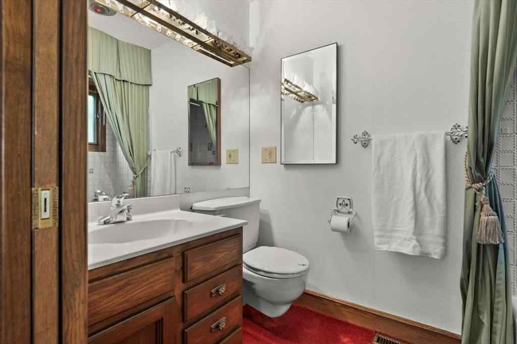 MLS® A2254948 - 1521 92 Avenue SW in Pump Hill Calgary, Residential
