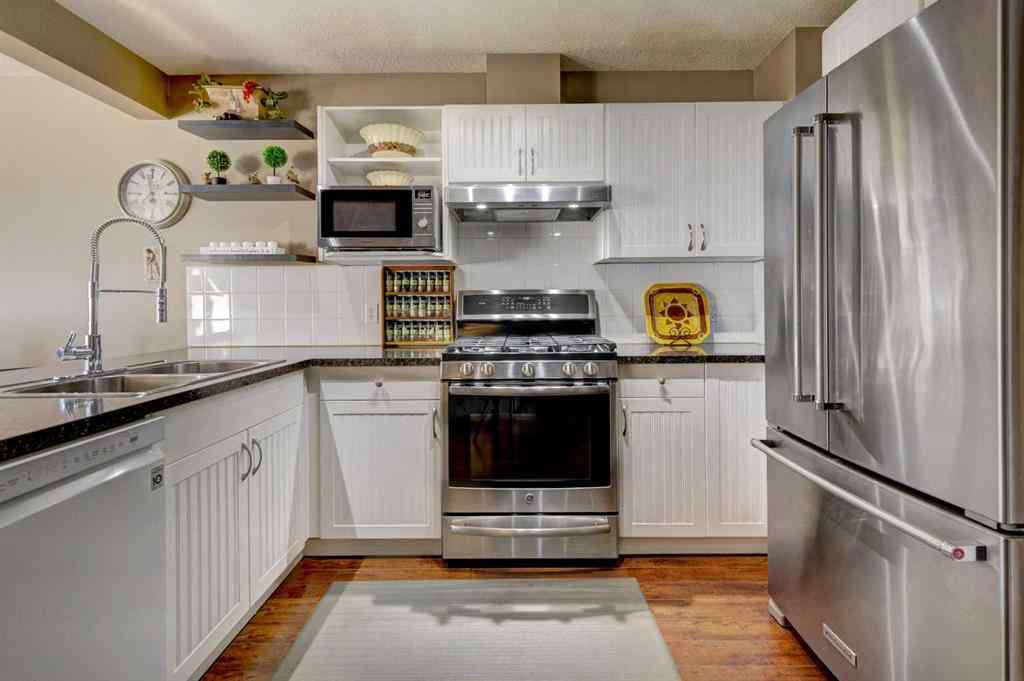 MLS® A2254949 - 105 Hillview Terrace  in Hillview Estates Strathmore, Residential
