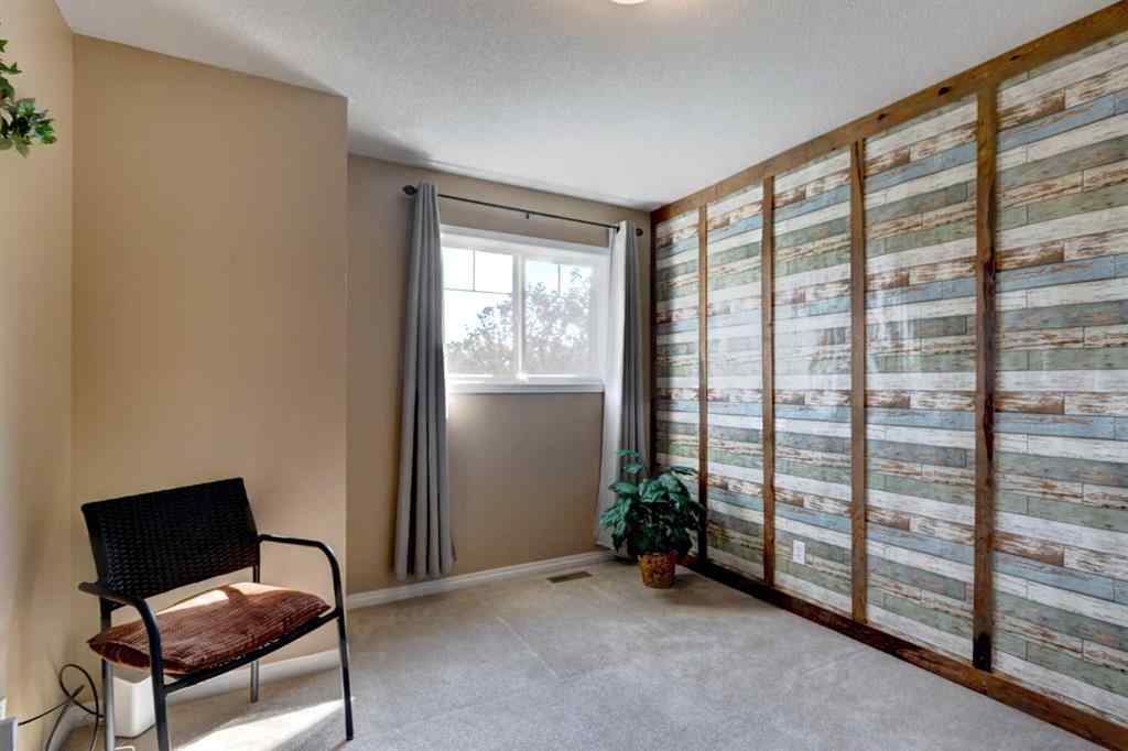 MLS® A2254949 - 105 Hillview Terrace  in Hillview Estates Strathmore, Residential