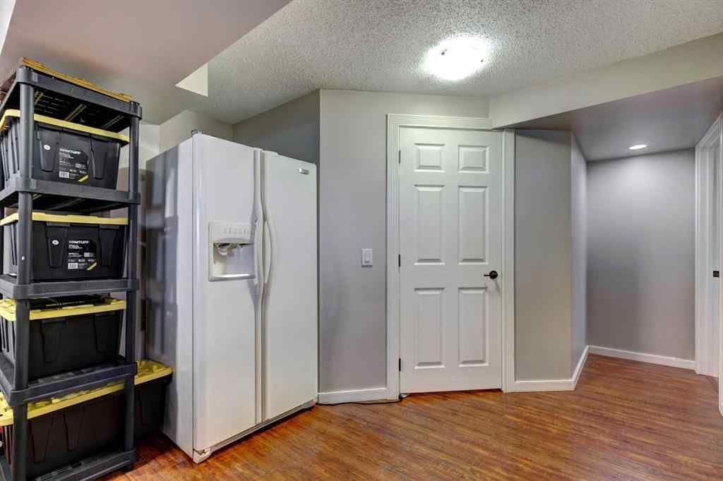 MLS® A2254949 - 105 Hillview Terrace  in Hillview Estates Strathmore, Residential