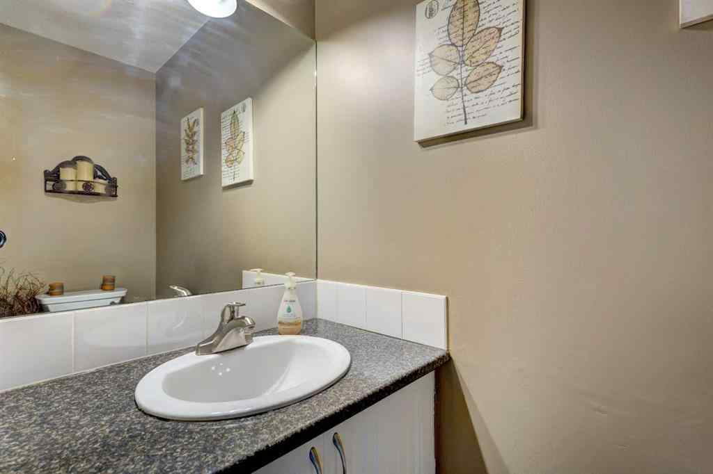 MLS® A2254949 - 105 Hillview Terrace  in Hillview Estates Strathmore, Residential