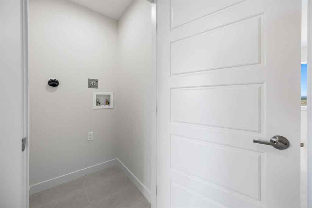 MLS® A2254955 - 21 Southborough Lane  in Southbow Landing Cochrane, Residential