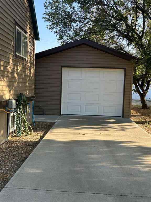 MLS® A2254959 - 113 2 Avenue  in NONE Vauxhall, Residential