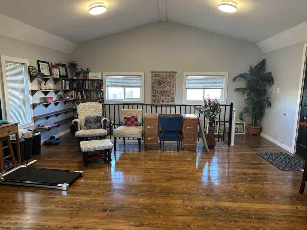 MLS® A2254959 - 113 2 Avenue  in NONE Vauxhall, Residential