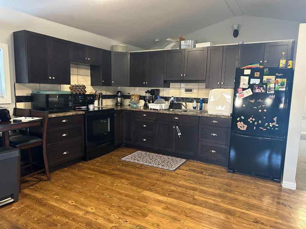 MLS® A2254959 - 113 2 Avenue  in NONE Vauxhall, Residential