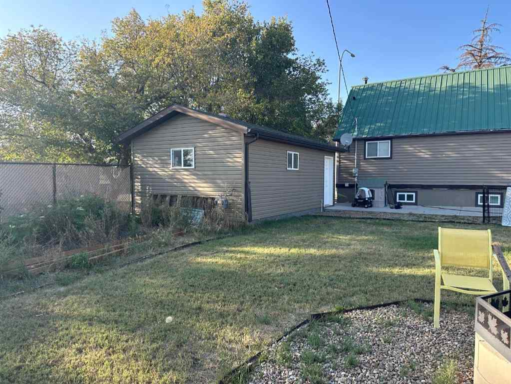 MLS® A2254959 - 113 2 Avenue  in NONE Vauxhall, Residential