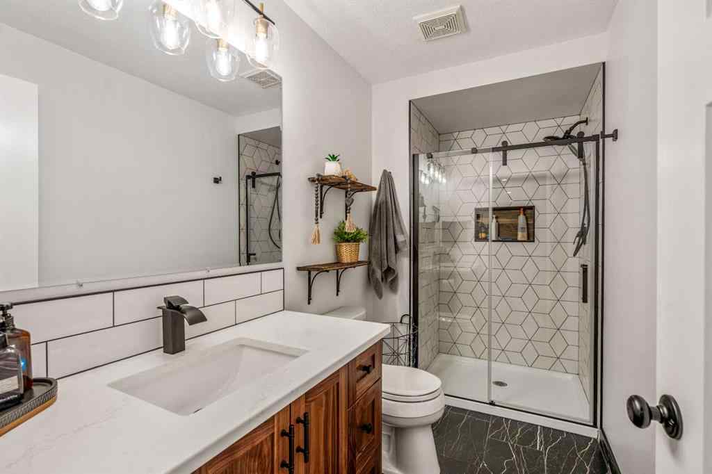 MLS® A2254969 - 4513 51 Avenue  in NONE Taber, Residential