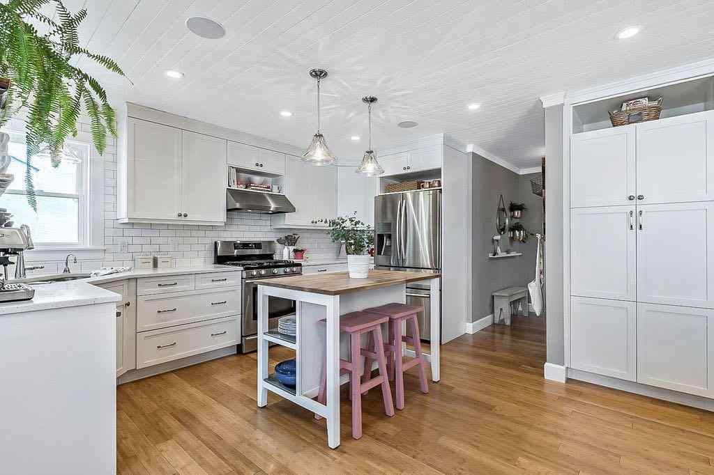 MLS® A2254970 - 14 Cimarron Way  in Cimarron Okotoks, Residential