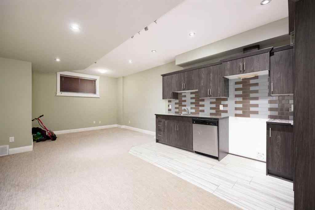 MLS® A2254976 - 337 Collicott Drive  in Parsons North Fort McMurray, Residential