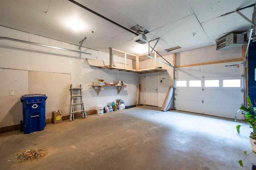 MLS® A2254976 - 337 Collicott Drive  in Parsons North Fort McMurray, Residential