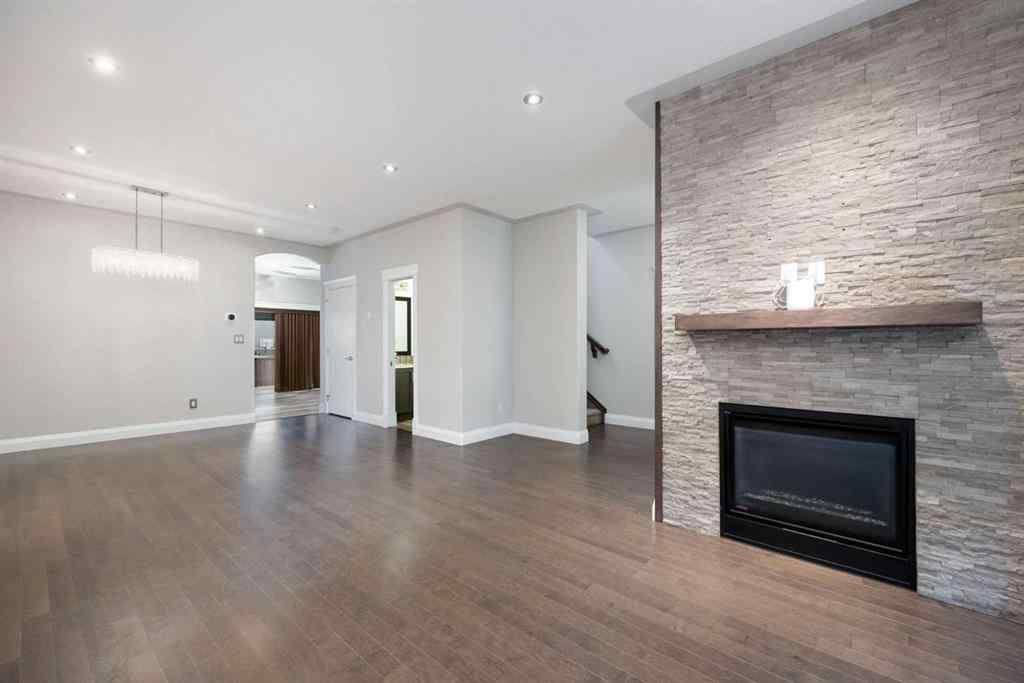 MLS® A2254976 - 337 Collicott Drive  in Parsons North Fort McMurray, Residential