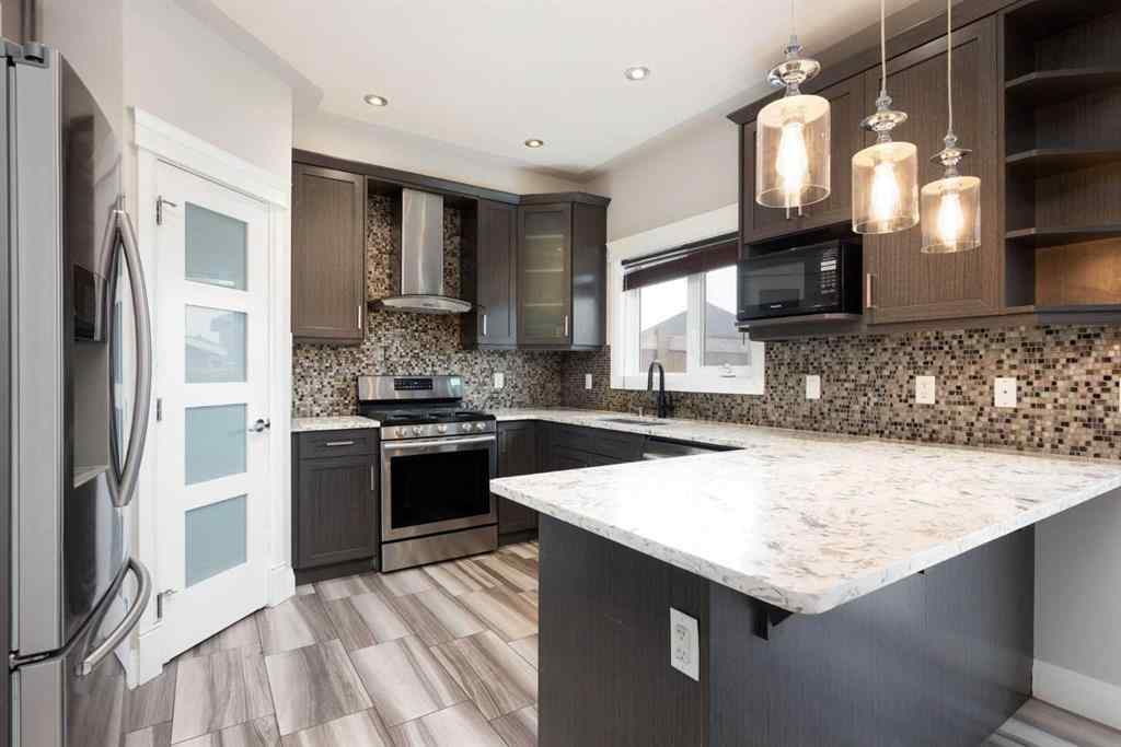 MLS® A2254976 - 337 Collicott Drive  in Parsons North Fort McMurray, Residential