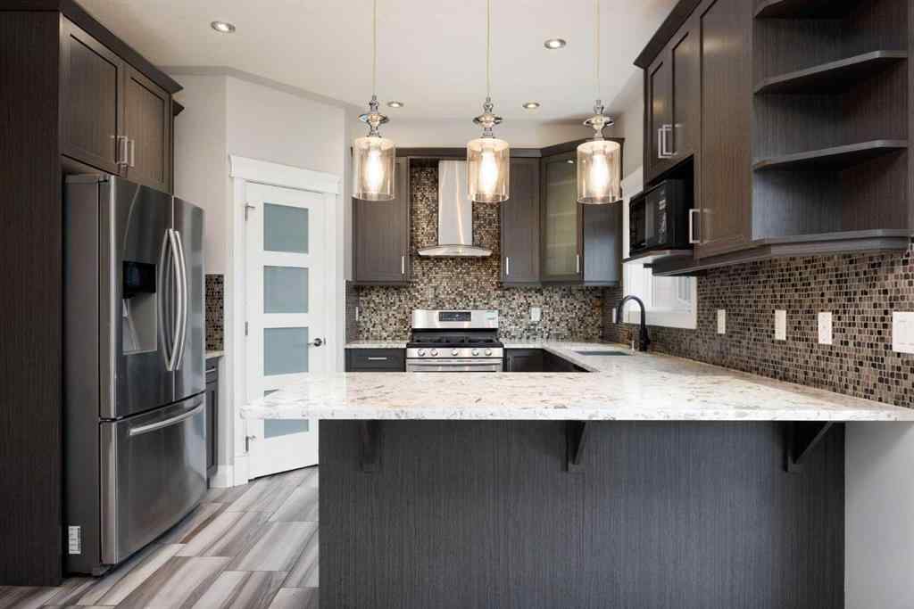 MLS® A2254976 - 337 Collicott Drive  in Parsons North Fort McMurray, Residential