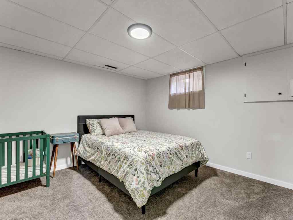 MLS® A2254977 - 5 Noble Court SW in SW Hill Medicine Hat, Residential