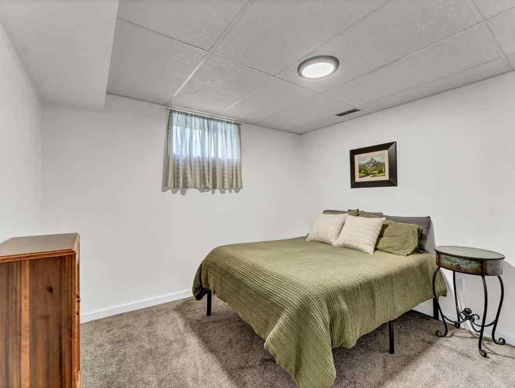 MLS® A2254977 - 5 Noble Court SW in SW Hill Medicine Hat, Residential