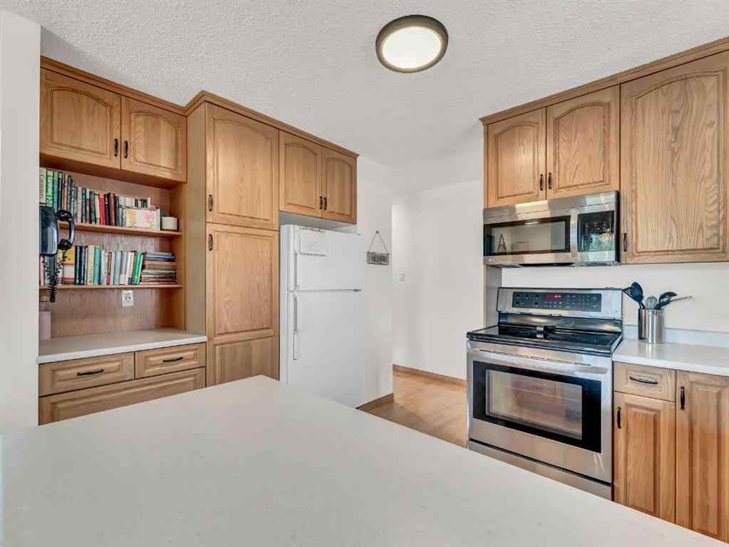 MLS® A2254977 - 5 Noble Court SW in SW Hill Medicine Hat, Residential