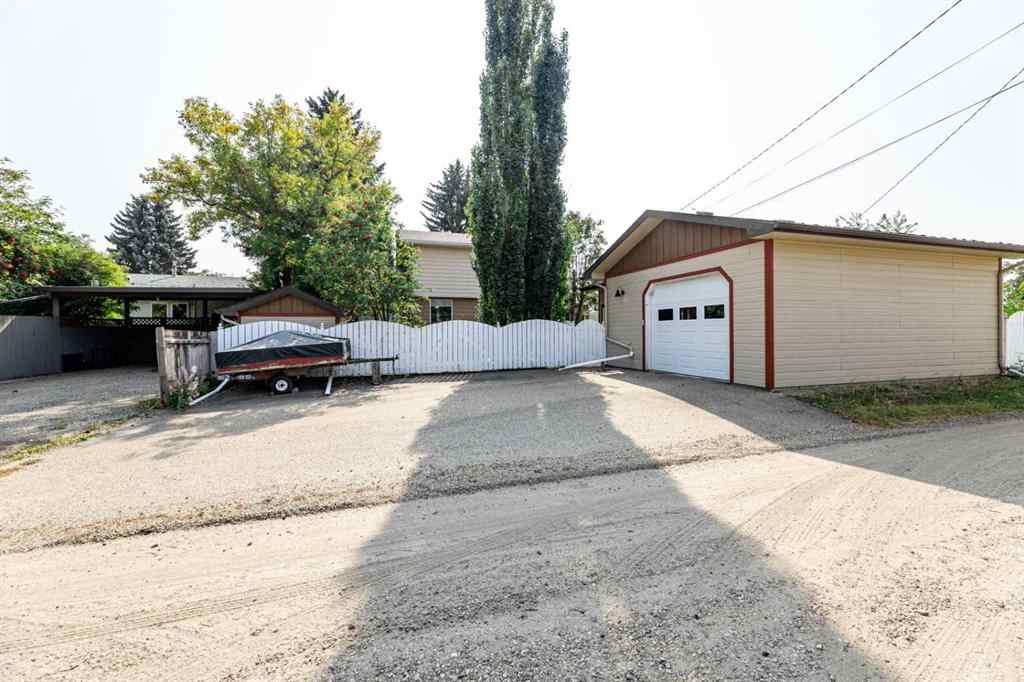 MLS® A2254981 - 5702 48 Avenue  in Downtown Lacombe Lacombe, Residential