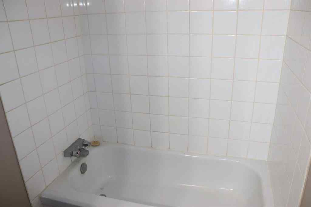 MLS® A2254982 - Unit #205 1221B West Haven Drive   in NONE Edson, Residential