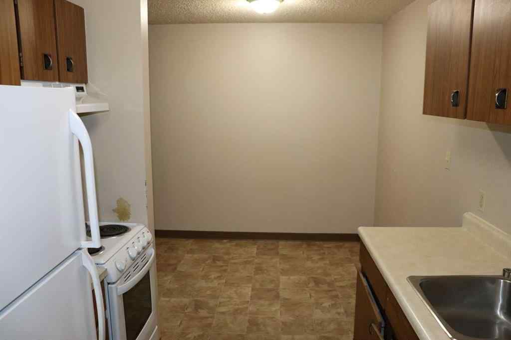 MLS® A2254982 - Unit #205 1221B West Haven Drive   in NONE Edson, Residential