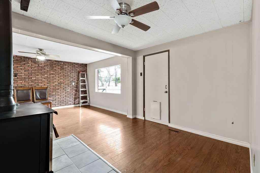 MLS® A2254984 - 216 Royalties Crescent  in NONE Longview, Residential