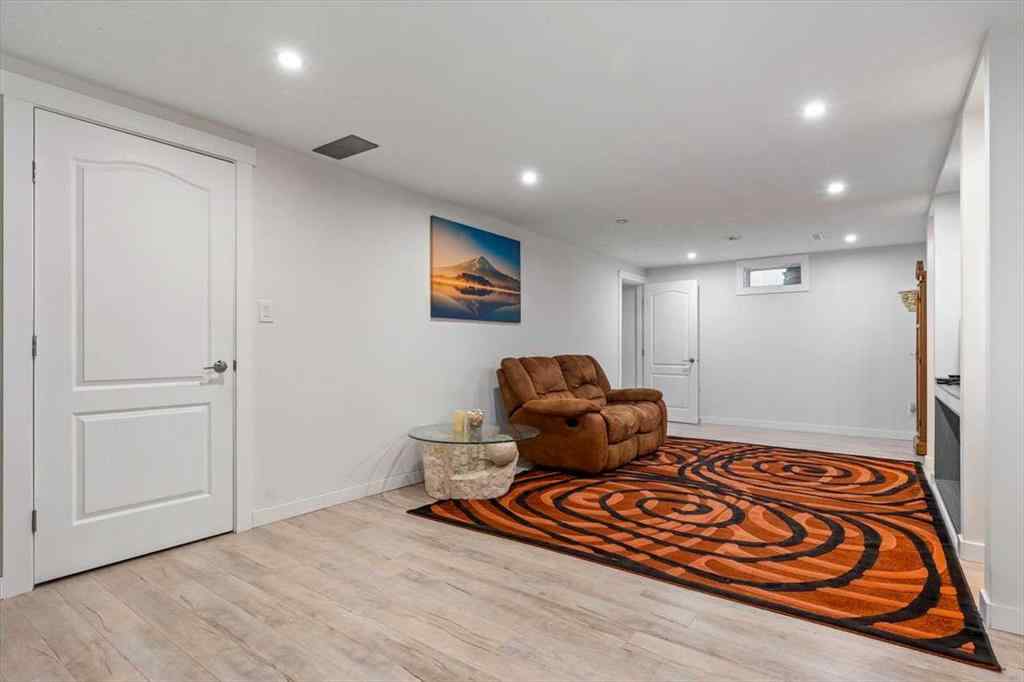 MLS® A2254985 - 343 Queen Tamara Way SE in Queensland Calgary, Residential