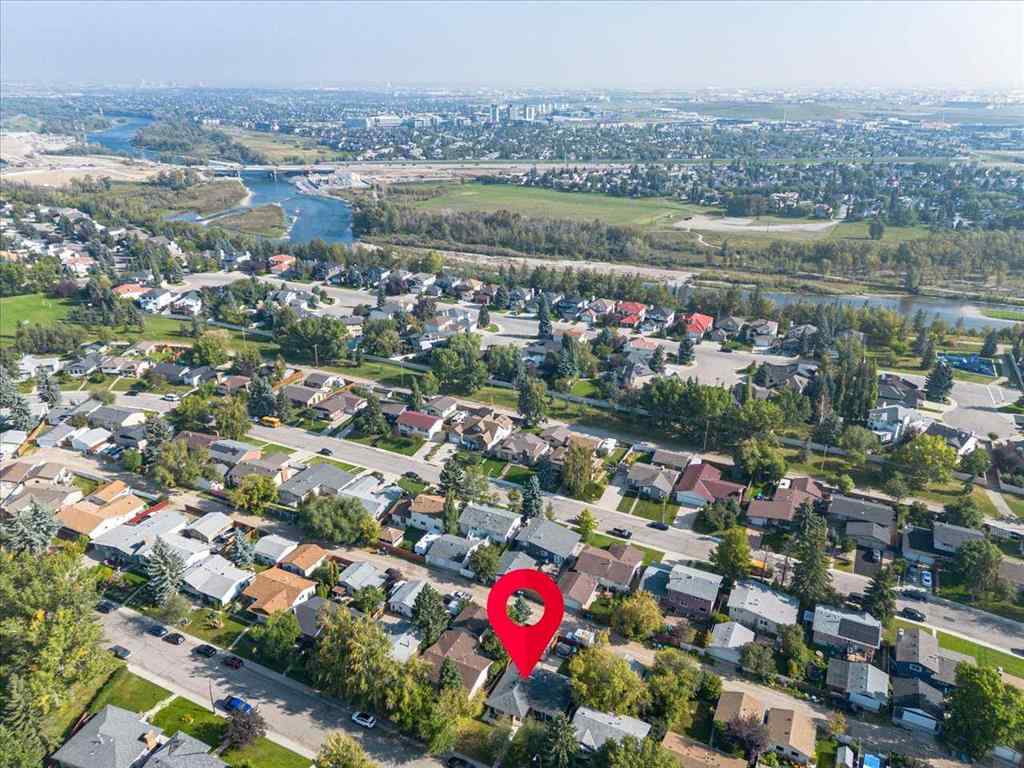 MLS® A2254985 - 343 Queen Tamara Way SE in Queensland Calgary, Residential
