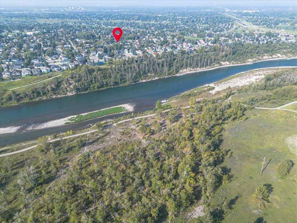 MLS® A2254985 - 343 Queen Tamara Way SE in Queensland Calgary, Residential
