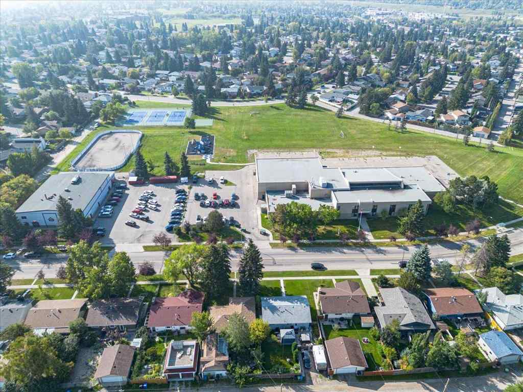 MLS® A2254985 - 343 Queen Tamara Way SE in Queensland Calgary, Residential