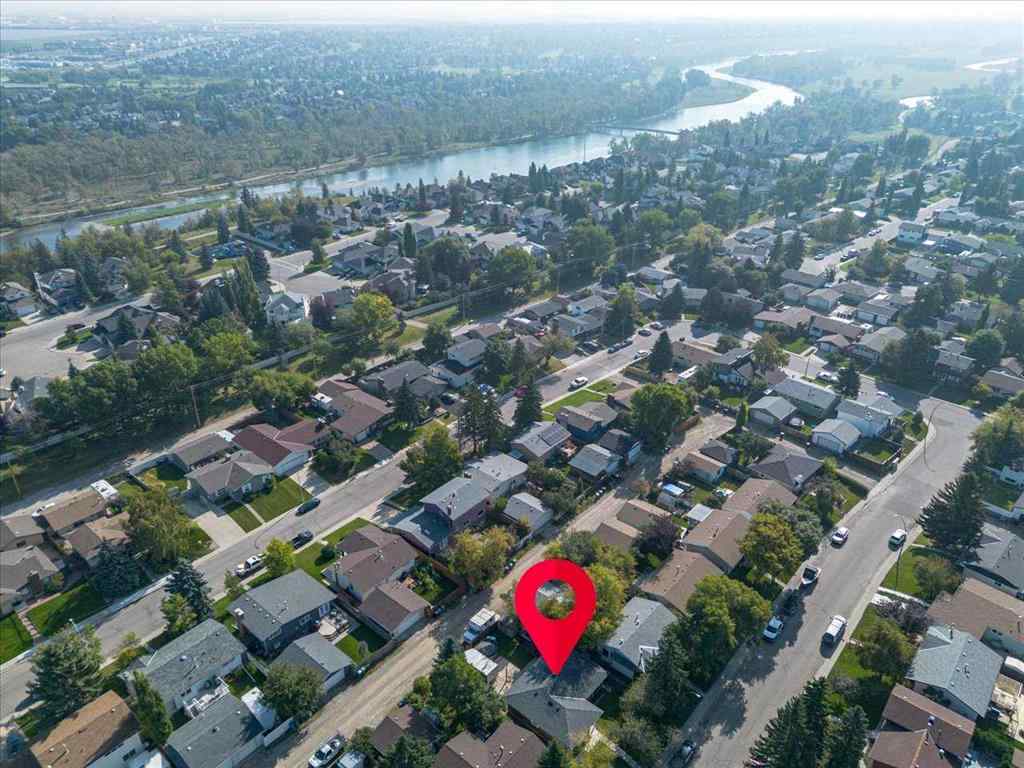 MLS® A2254985 - 343 Queen Tamara Way SE in Queensland Calgary, Residential