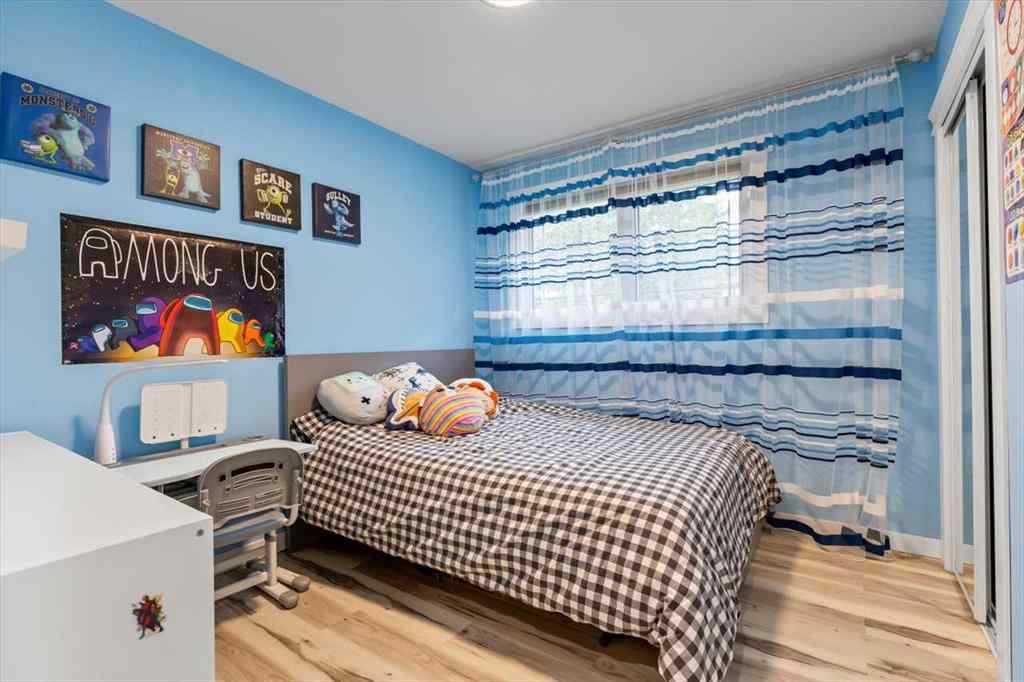 MLS® A2254985 - 343 Queen Tamara Way SE in Queensland Calgary, Residential