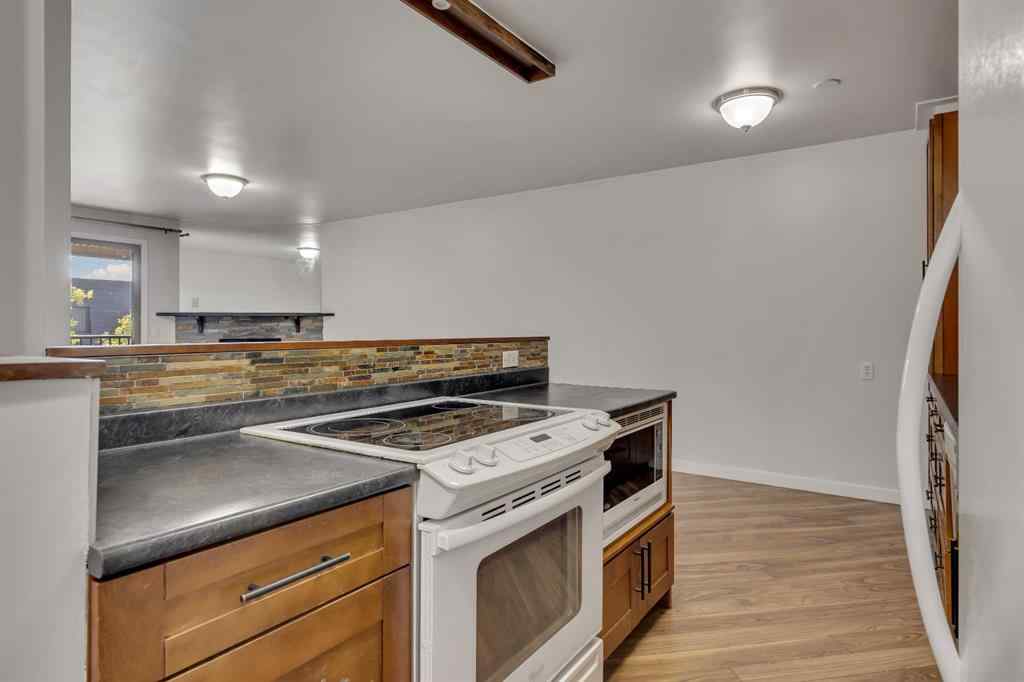 MLS® A2254989 - Unit #3303 4001C 49 Street NW in Varsity Calgary, Residential