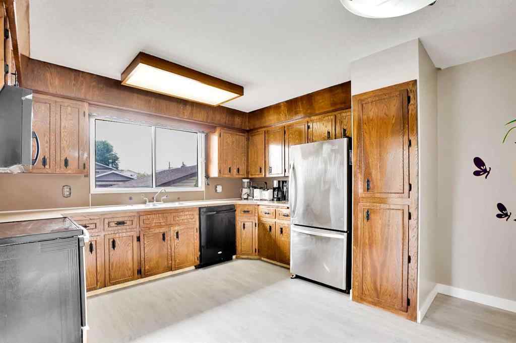 MLS® A2254990 - 228 Rundlemere Road NE in Rundle Calgary, Residential