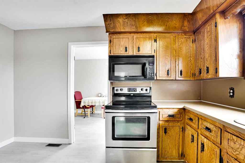 MLS® A2254990 - 228 Rundlemere Road NE in Rundle Calgary, Residential