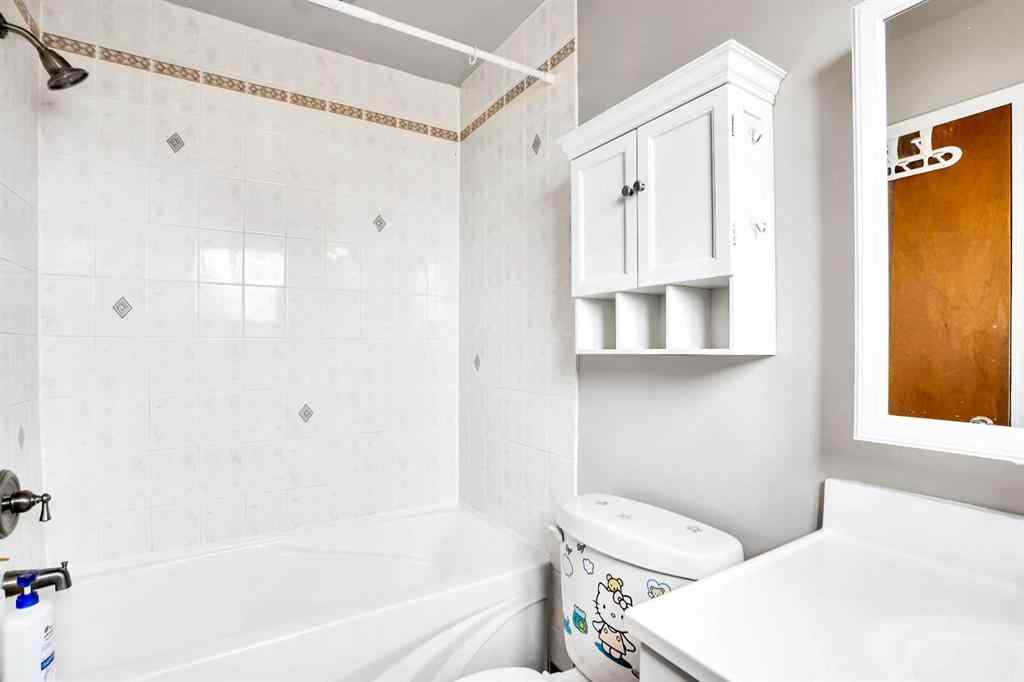 MLS® A2254990 - 228 Rundlemere Road NE in Rundle Calgary, Residential
