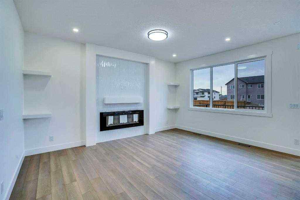 MLS® A2254991 - 28 Saddlecrest Manor NE in Saddle Ridge Calgary, Residential